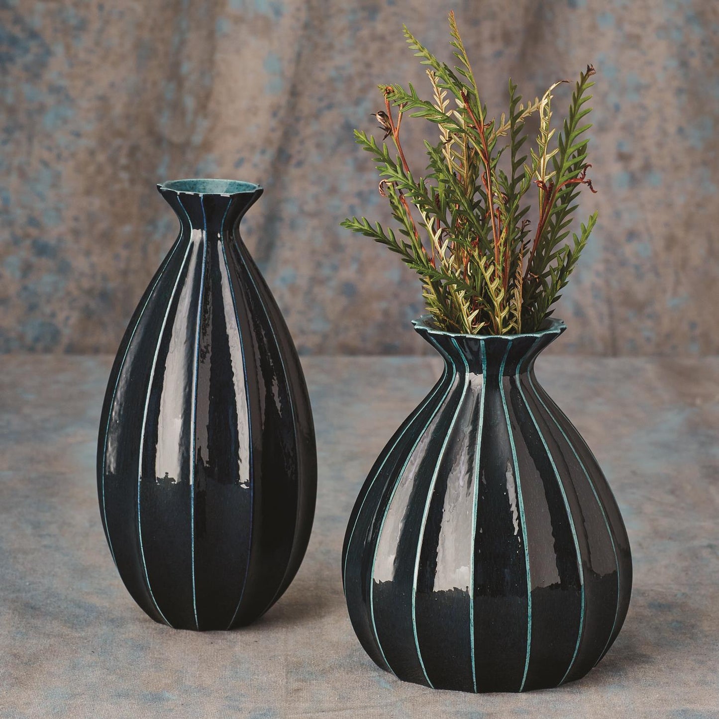 FLUTED CINCHED VASE-INK