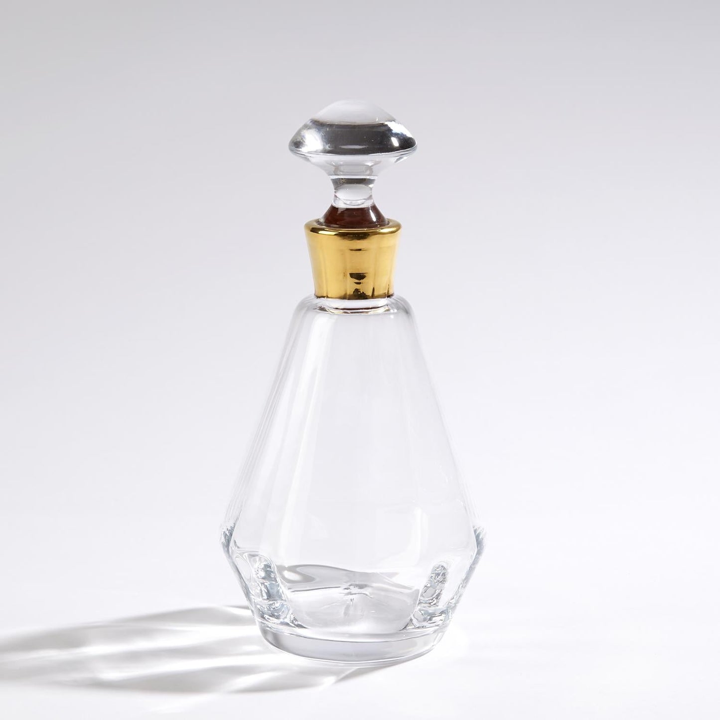 Global View  Decanters